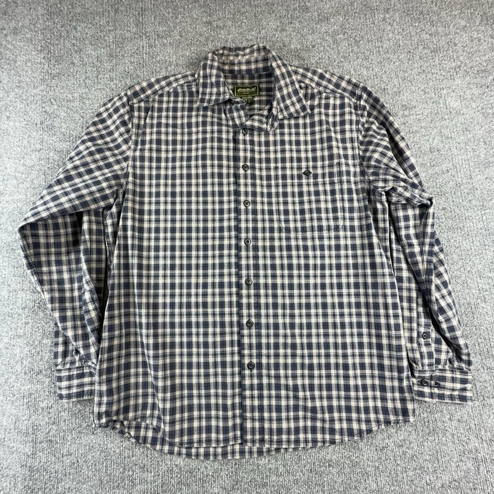 Eddie Bauer Shirt Mens LT Blue Plaid Long Sleeve Button Up Cotton Casual